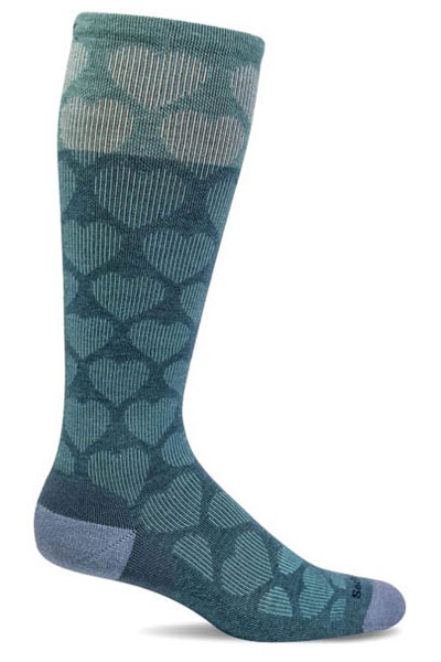 Sockwell Women's Moderate Compression Sock: Heart Throb Blue Ridge