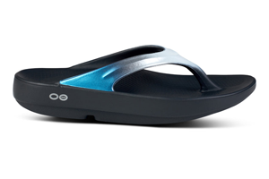 OOFOS Women's OOlala Luxe Sandal - Frost