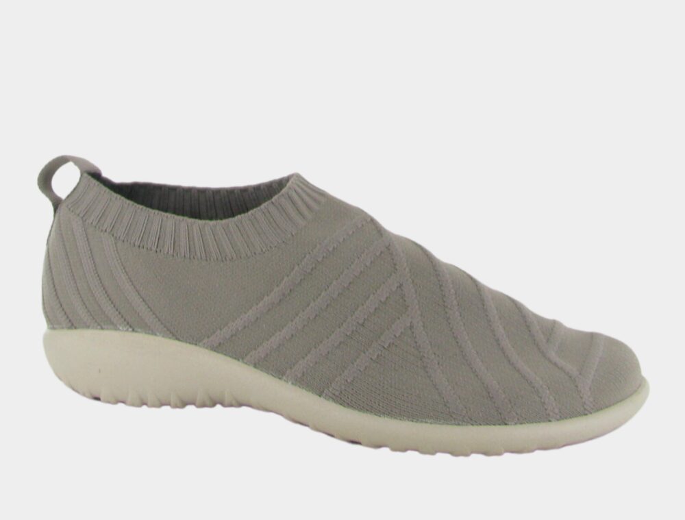 Naot Koru Okahu: Taupe Knit