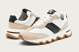 Sorel - Kinetic™ Ember Sneaker: Fawn, Black
