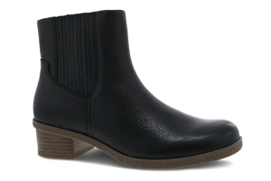 Dansko Daisie: Black Waterproof Tumbled