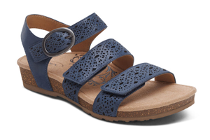 Aetrex Lilly Adjustable Quarter Strap Sandal: Navy Cutout