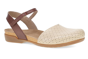 Dansko Rowan: Sand Leather Mary Jane