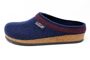 Stegmann Women's Original 108 Wool Clog: Navy