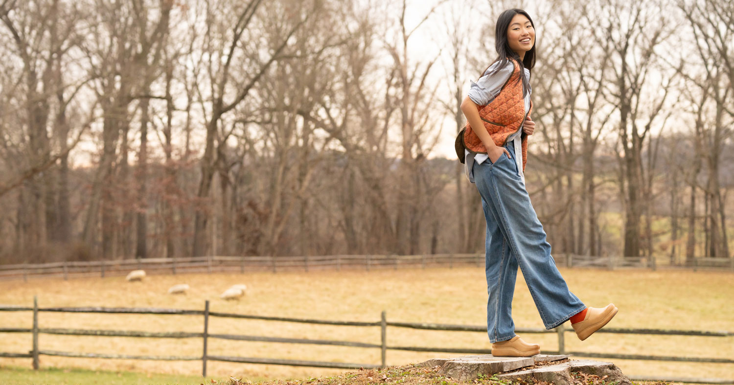 Dansko KARMEL サイドゴアレインブーツ Amazon.com | Dansko Women's