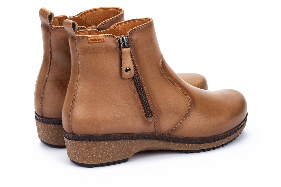 Pikolinos Granada W0W-8988: Castor