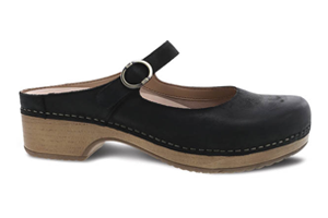 Dansko Bria: Black Burnished Nubuck