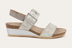 Naot Dynasty: Platinum Striped Suede / Quartz Metalic Leather / Titanium Leather