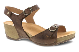 Dansko Tricia: Brown Milled Burnished