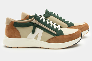 Alegria Eazeer Nomad Shoe