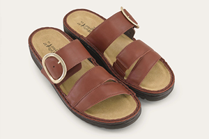 Naot Frey: Soft Chestnut Lthr