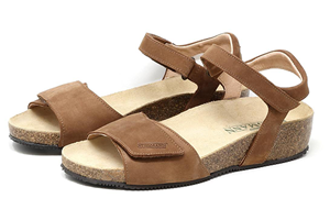 Stegmann Women's Freya Leather Wedge Sandal: Tan