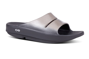 OOFOS Women's OOAHH Luxe Slide Sandal: Latte