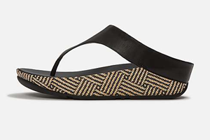 FitFlop LULU Lux Graphic-Weave Leather Toe-Post Sandals: Black