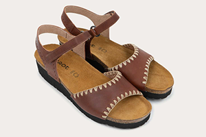 Naot Luna: Brandy Oily Nubuck
