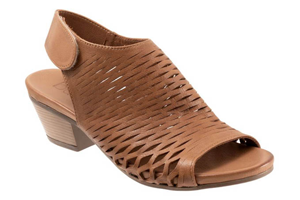 Bueno Lacey: Brown
