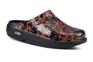 OOFOS Women's Limited Edition OOCLOG Clog: Bellini Splash