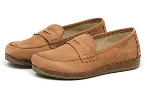Stegmann Women's Victoria Loafer: Tan