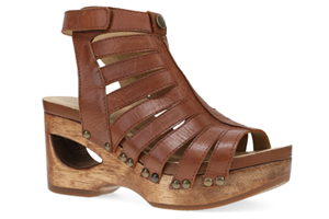 Dansko Adie: Tan Calf Sandal