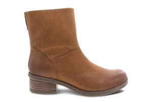 Dansko Brianne: Tan Waterproof Burnished