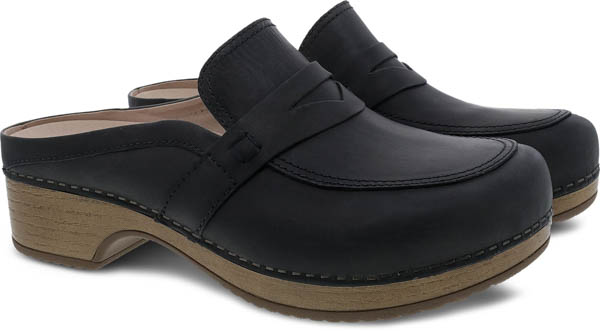 Dansko: Bel Black Oiled Pull Up