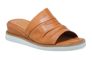 Miz Mooz: Erin Sandals