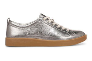 Vionic Winny Sneaker: Pewter Leather