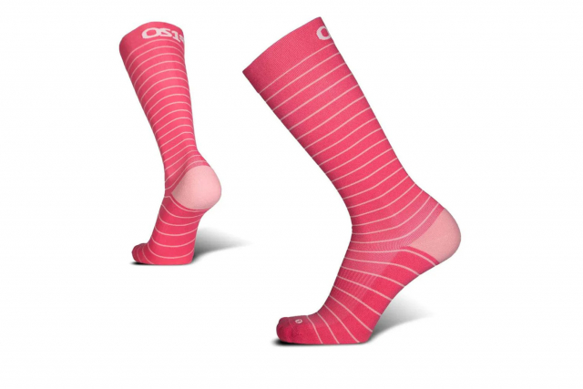 OS1st Wellness Compression Travel Socks: Pink Striped